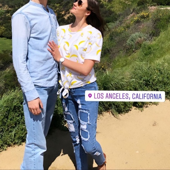 Jeans - Picture 2 of 3